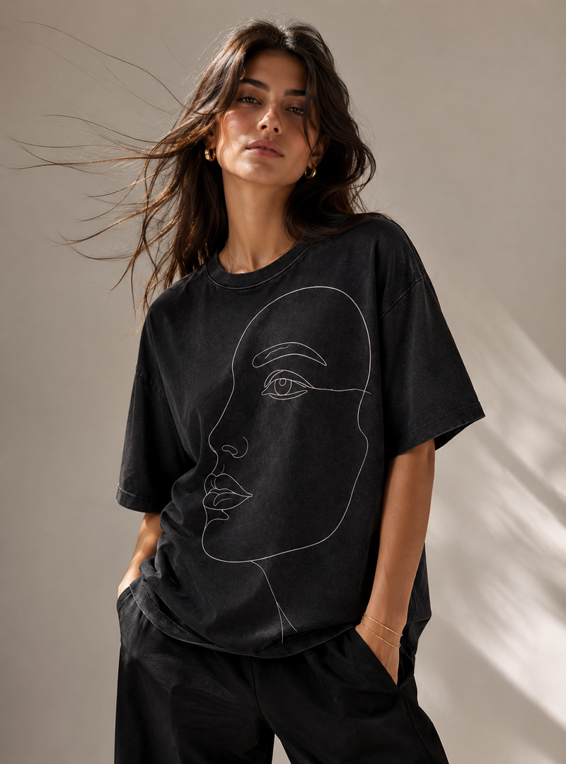 Outline Muse Tee